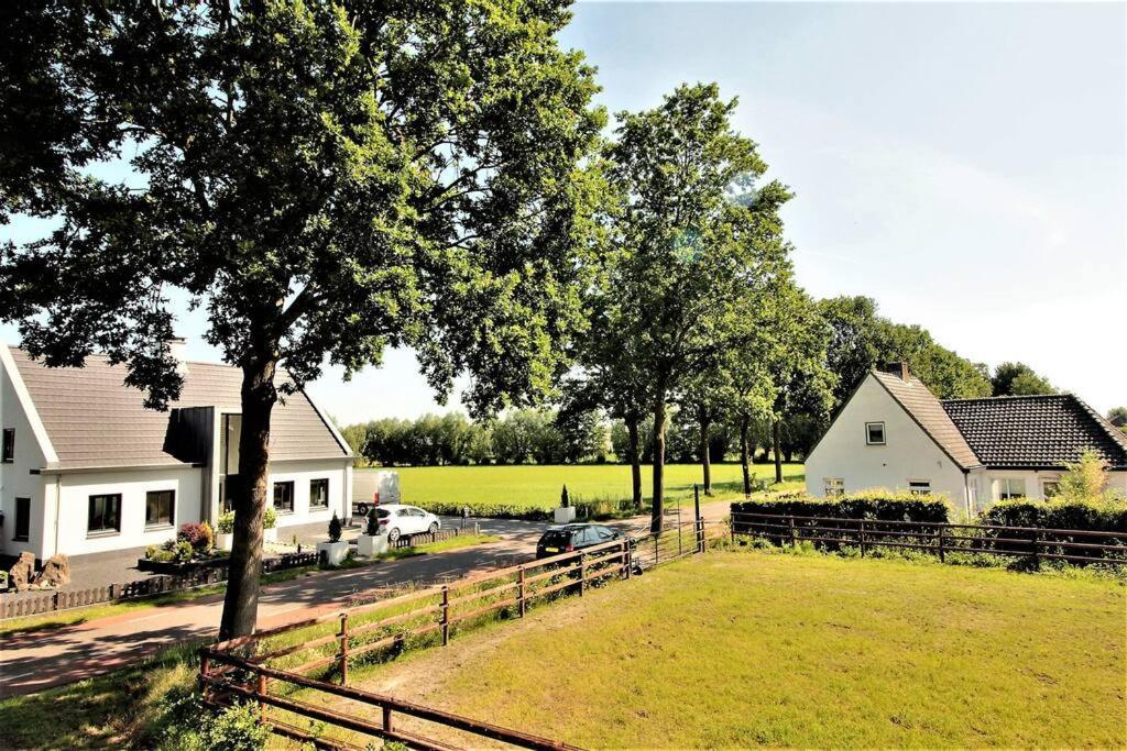 'T Hoefijzer Sint-Oedenrode Exteriör bild
